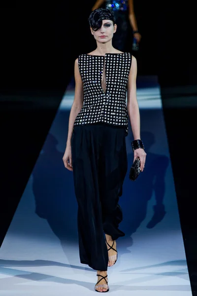 Look 48